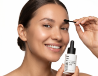 Nanolash Castor Oil: como o óleo de rícino para cílios e sobrancelhas atua na rotina de beleza moderna?